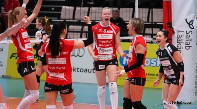 Finlandiya'da bayanlar final ve erkekler yarı final ilk maçları oynandı...