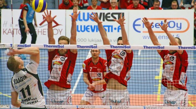 Finlandiya'da yarı final serisi başladı