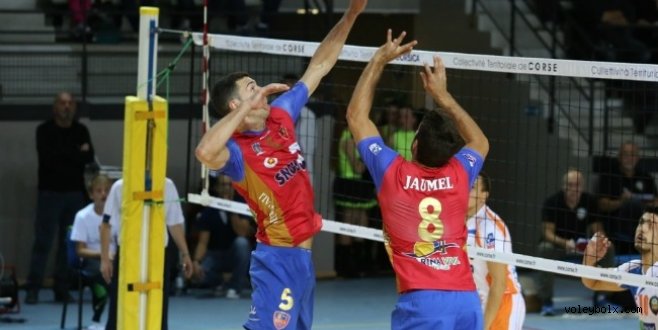 Fransa'da Tours ve Paris finalde