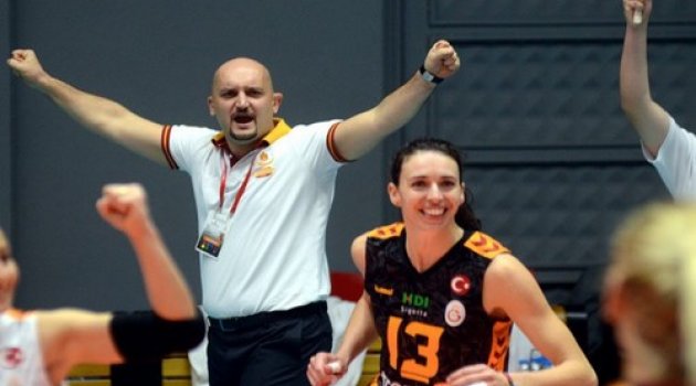 Galatasaray Deplasmanda 4 Sette Kazandı