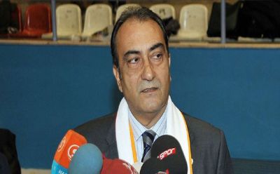 Galatasaray'da Cibara İstifa Etti