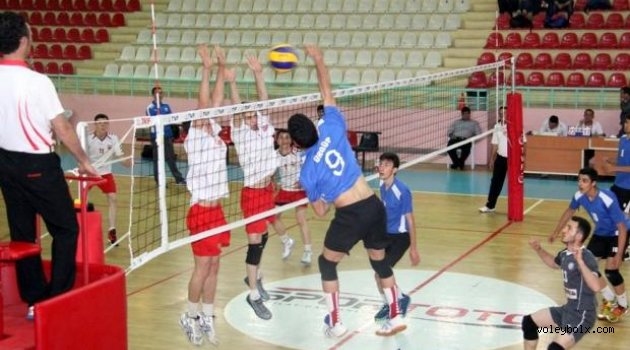 Genç Erkekler Yarı Final ve Play-Off müsabakaları sona erdi