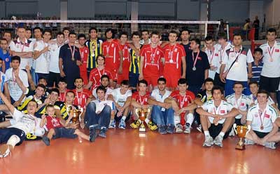 Genç Erkeklerde Fenerbahçe şampiyon..