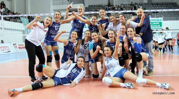 Halkbank 1.Lige yükseldi
