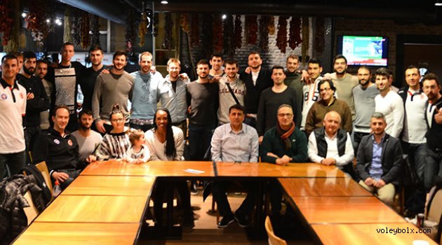 Halkbank aile yemeğinde