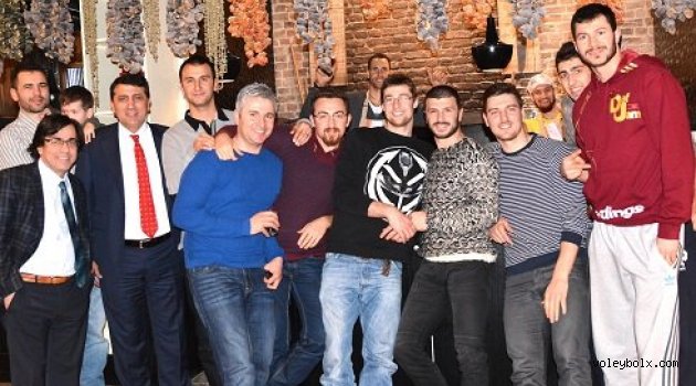 Halkbank ailesi yemekte buluştu