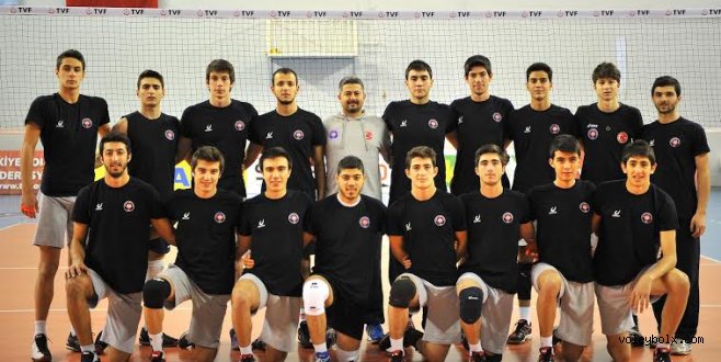 Halkbank altyapıları kupalarını alıyor