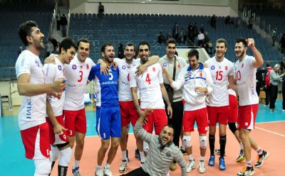 Halkbank çeyrek finalde! (FOTO)