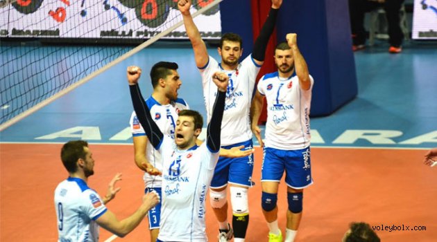 Halkbank, Fenerbahçe'yi devirdi!