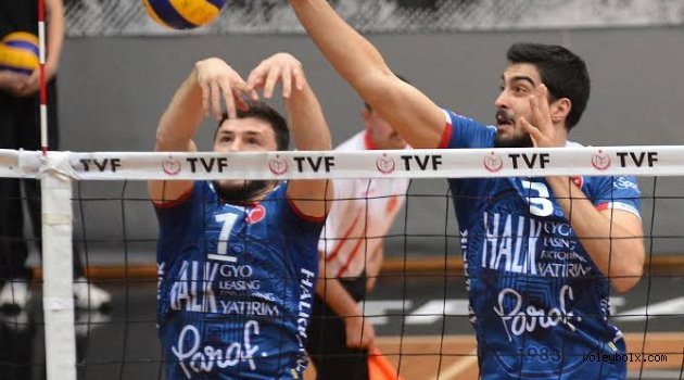 Halkbank iki takımı ile finallerde