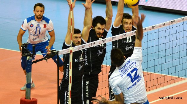 Halkbank, liderliğini sürdürdü.
