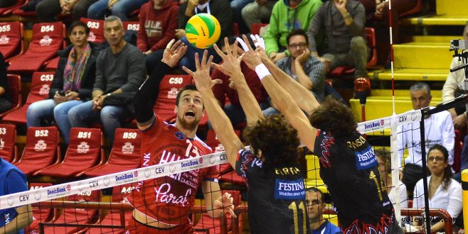 Halkbank’ta hedef Tours’u geçmek