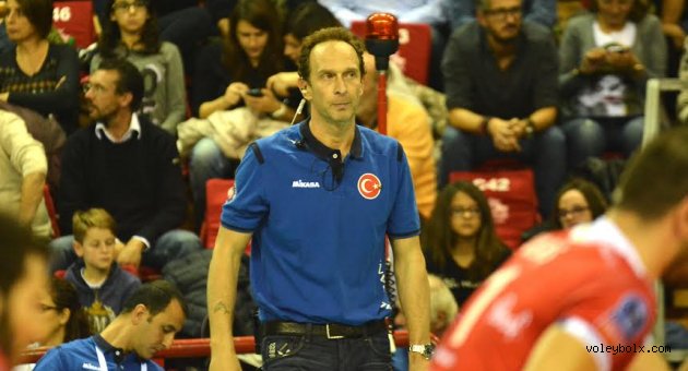 Halkbank “tur” aşkına