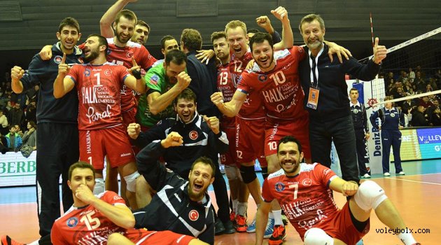 Halkbank'tan "altın" tur!