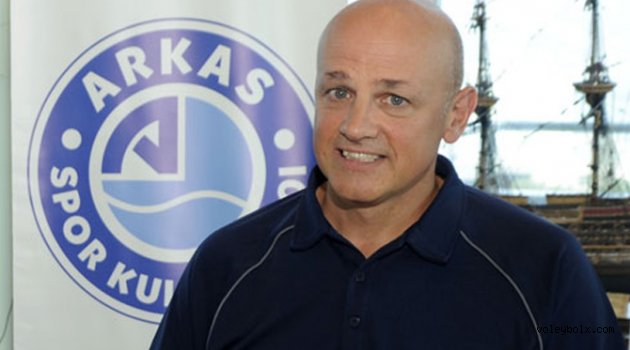 Hoag oyunundan memnun değil
