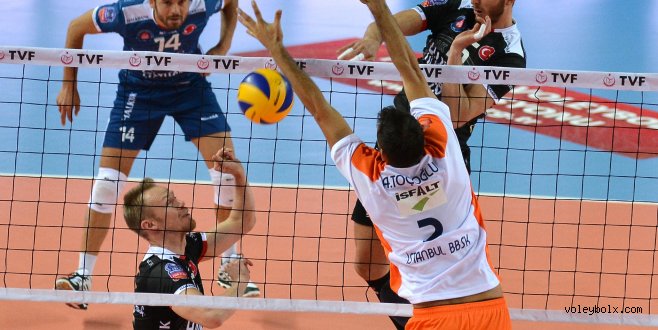 İ.B.B.:1 - Halkbank:3 (FOTO)