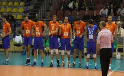İBB 3 sette bitirdi..