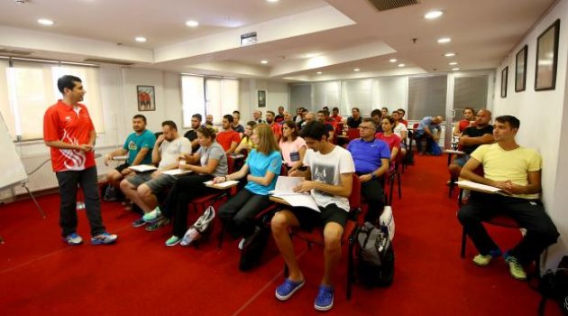 İkinci Kademe Antrenörlük Kursu Devam Ediyor