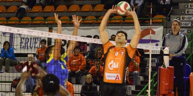 İspanya'da Cai Voleibol Teruel final serisini 2-2 yaptı