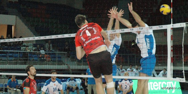 İstanbul Büyükşehir Belediyespor: 3 - Ziraat Bankası: 1 (FOTO)