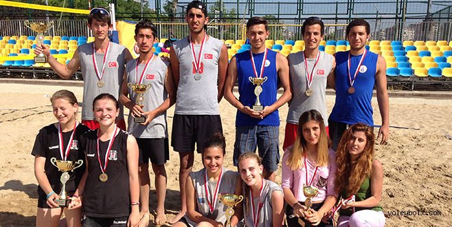 İstanbul liselerarası plaj voleybolu şampiyonları belli oldu