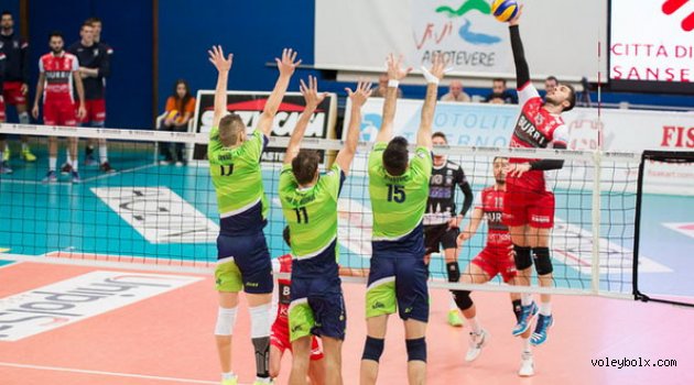 İtalya'da Top Volley Latina 3 puanı aldı...