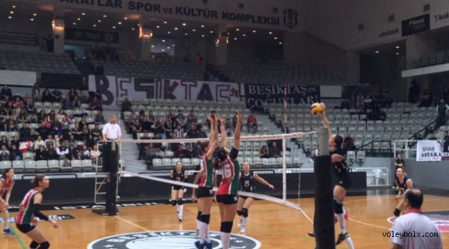 Karşıyaka lider Beşiktaş'ı devirdi