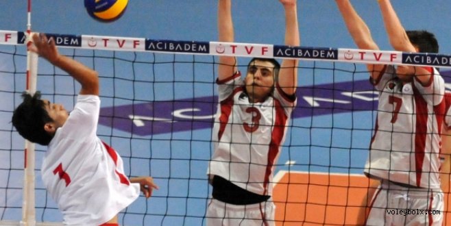 Küçüklerde çeyrek final maçları sona erdi