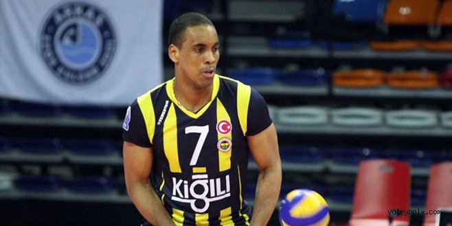 Leonel Marshall, İBB yolunda..
