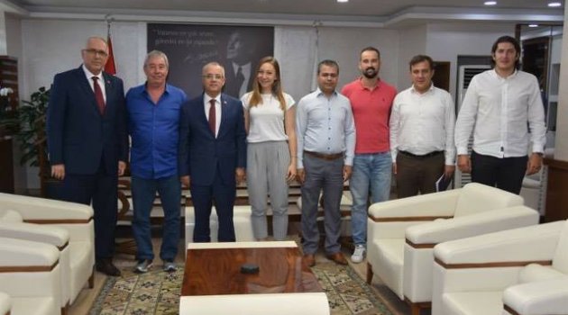 Merve İzbilir Salihli'de imzayı attı...