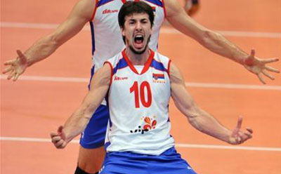 Milos Nikic, Novgorod ile anlaştı...