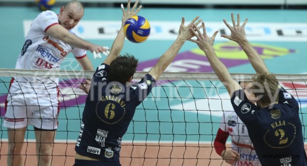 Modena Volley puan kaybetti, Trentino farkı 2'ye indirdi...