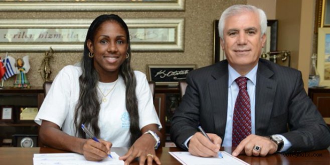 Nilüfer Belediye, Herrera’yı açıkladı