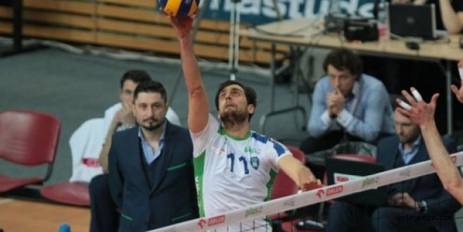 Polonya'da erkekler 5.'lik serisi 2-2 oldu...