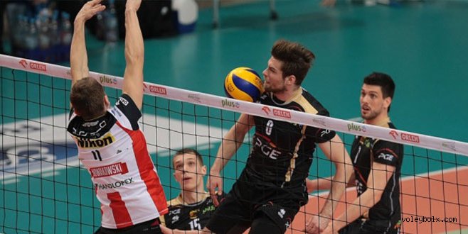 Polonya finalinde ilk maç PGE Skra Belchatow'un!