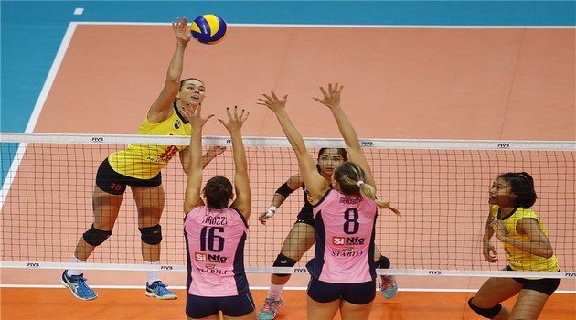 Pomi Casalmaggiore 3-0 PSL Manila