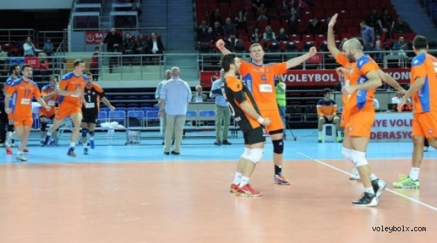 Şahinbey Belediyesi:2 - İstanbul BBSK:3