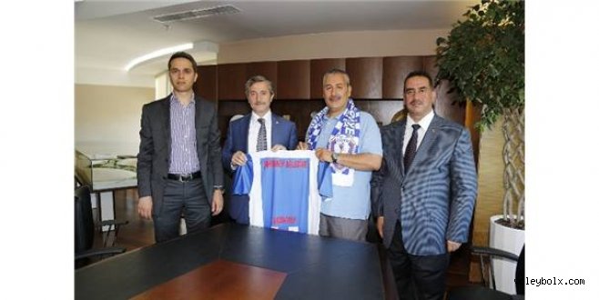 Şahinbey’de 2 imza
