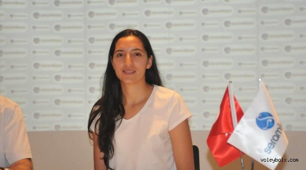 Seramiksan'da Gamze Türk takımda kaldı