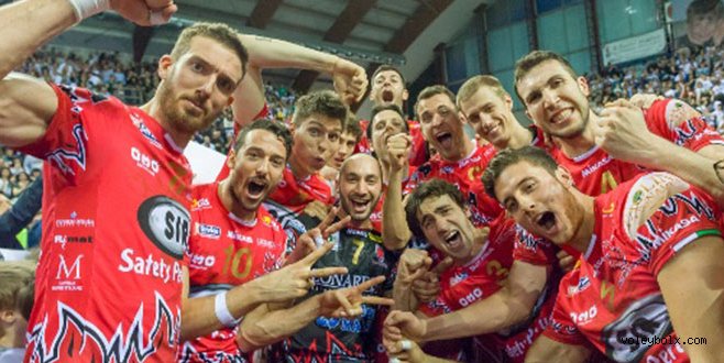 Perugia, İtalya'da final serisini eşitledi
