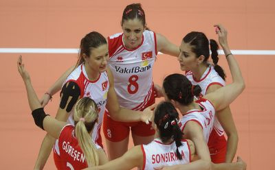 Sultanlar 3. sırada!