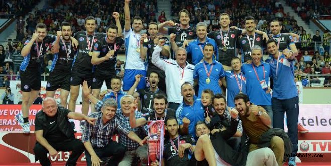 Teledünya Süper Kupa şampiyonu Halkbank! (FOTO)