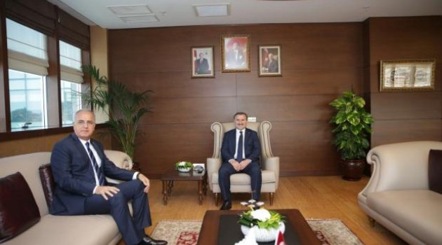 TVF Başkanı Üstündağ, Gençlik ve Spor Bakanı Bak’ı Ziyaret Etti