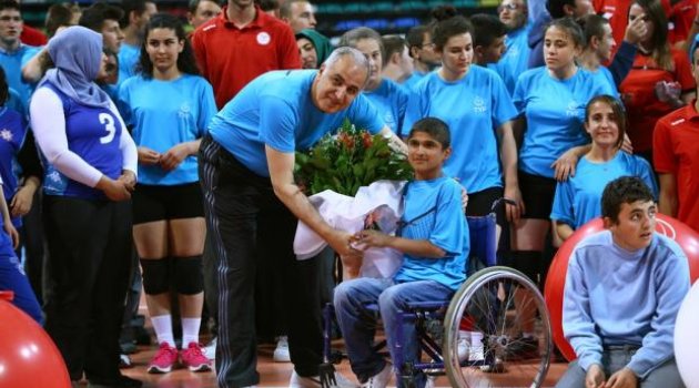 TVF Özel Misafirler Ağırladı