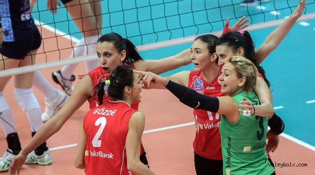 VakıfBank tur için sahada