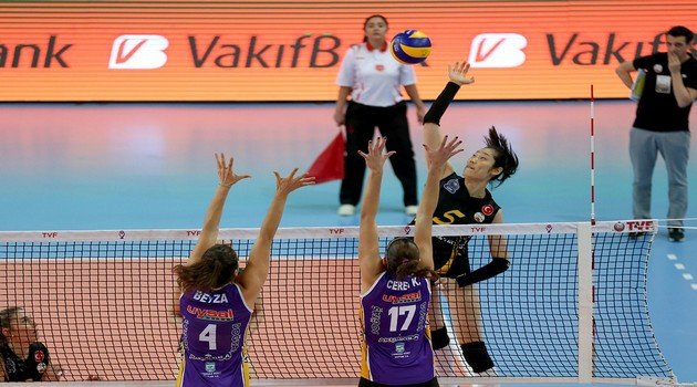 VakıfBank Yoluna Kayıpsız Devam Ediyor