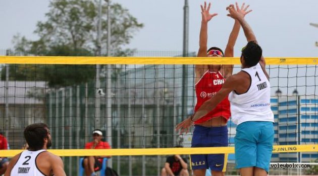 Volkan - Murat ikilisi FIVB Sochi Open'da üst tura yükseldi