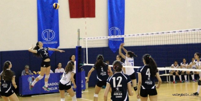 Yıldızlar (kız-erkek) final müsabakaları başladı