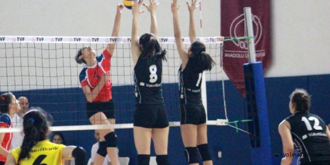 Yıldızlarda çeyrek final maçları sona erdi