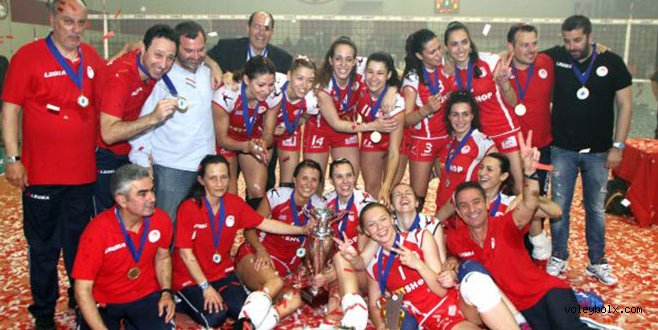 Yunanistan'da Olympiakos şampiyon! (FOTO)
